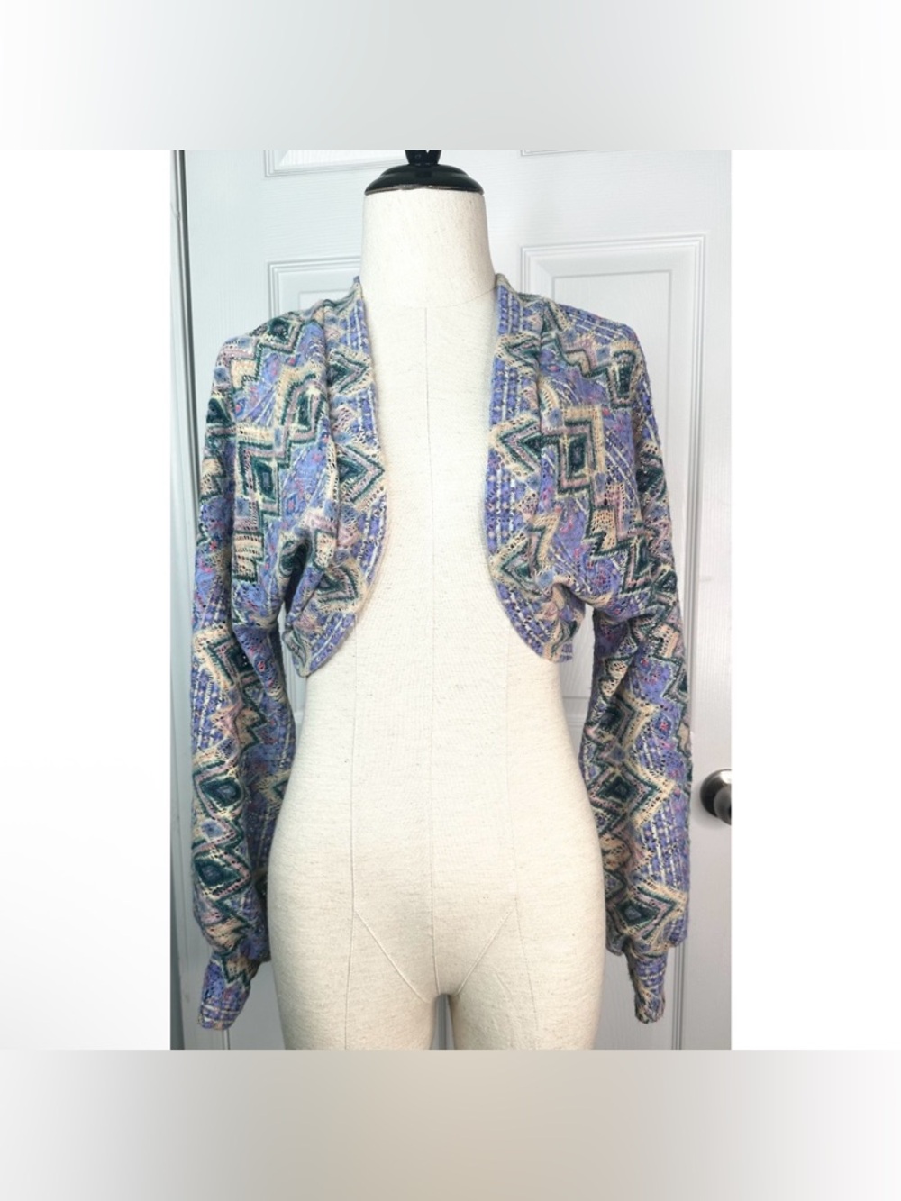 *URBAN OUTFITTERS* Urban Renewal Crop Knit Shrug Bolaro Cardigan